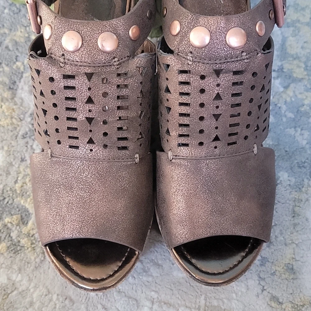 Kenneth Cole Reaction Filet of Sole & WMS